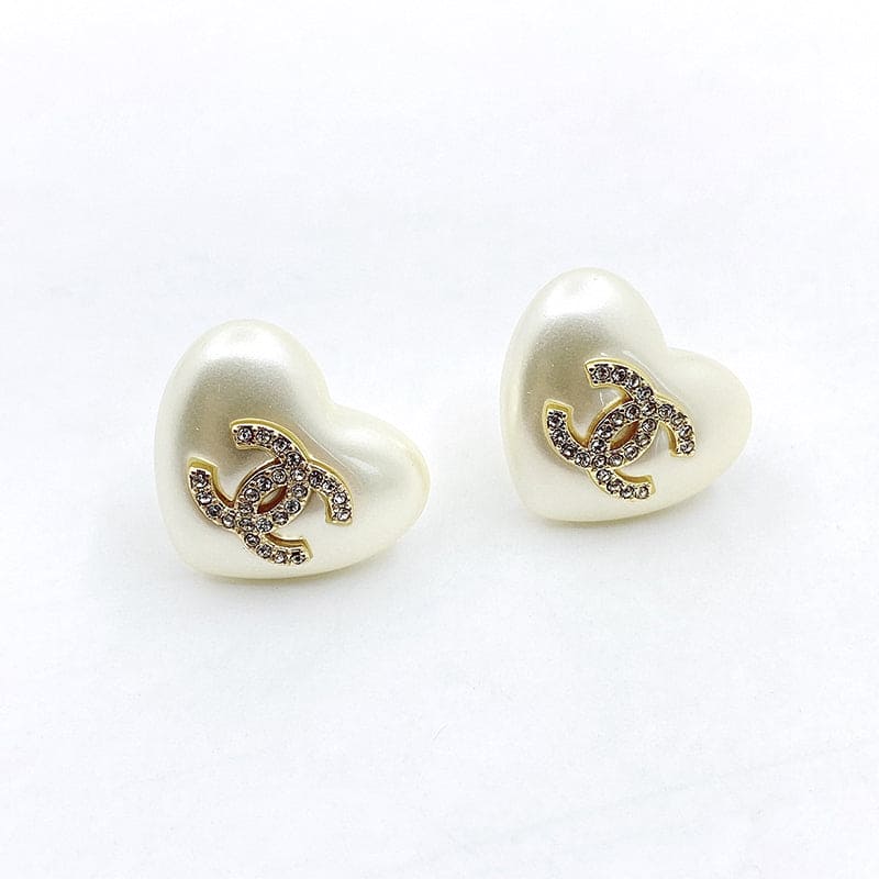 18K  Chanel Pearl Heart Earrings