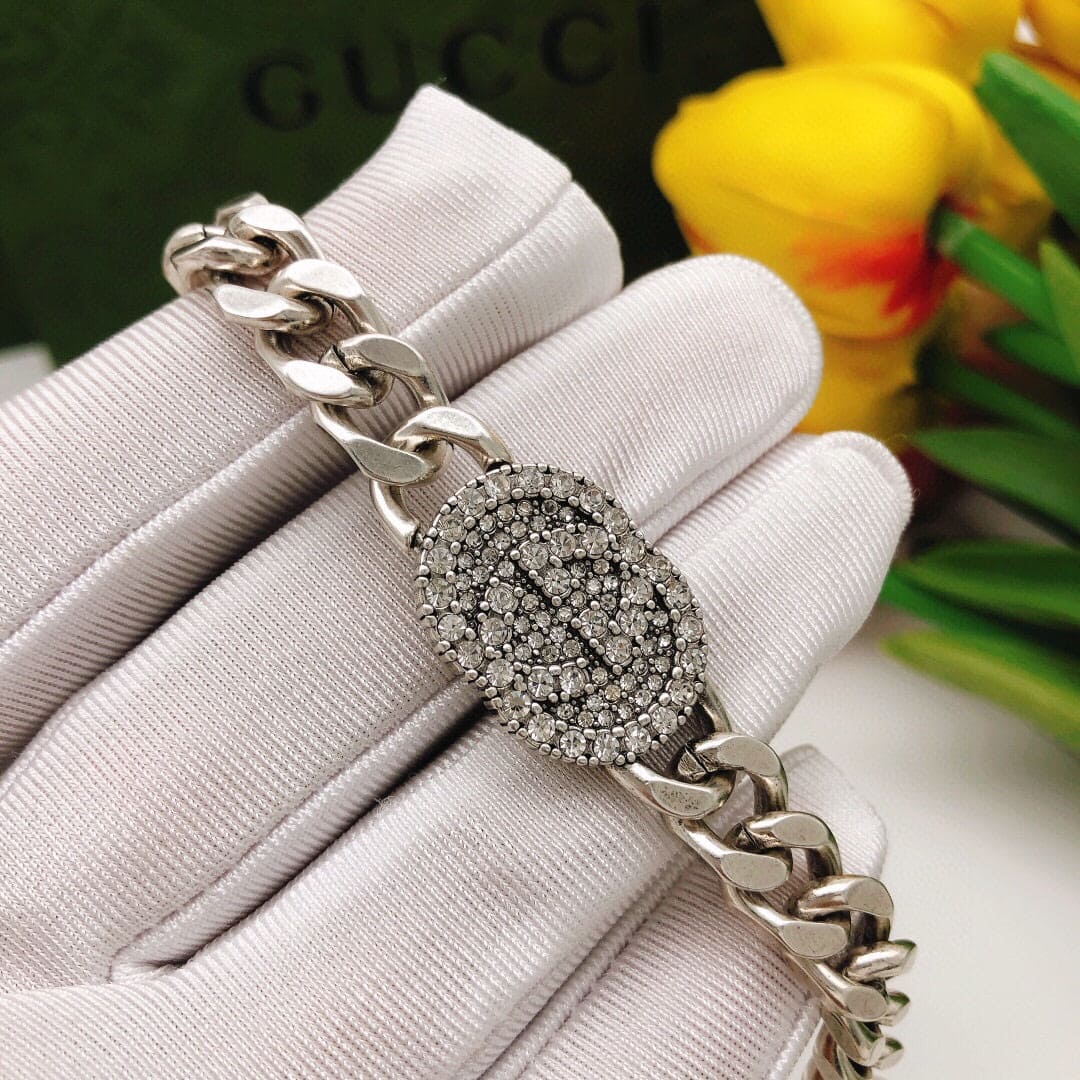 18K Double Gucci Script Diamonds Necklace
