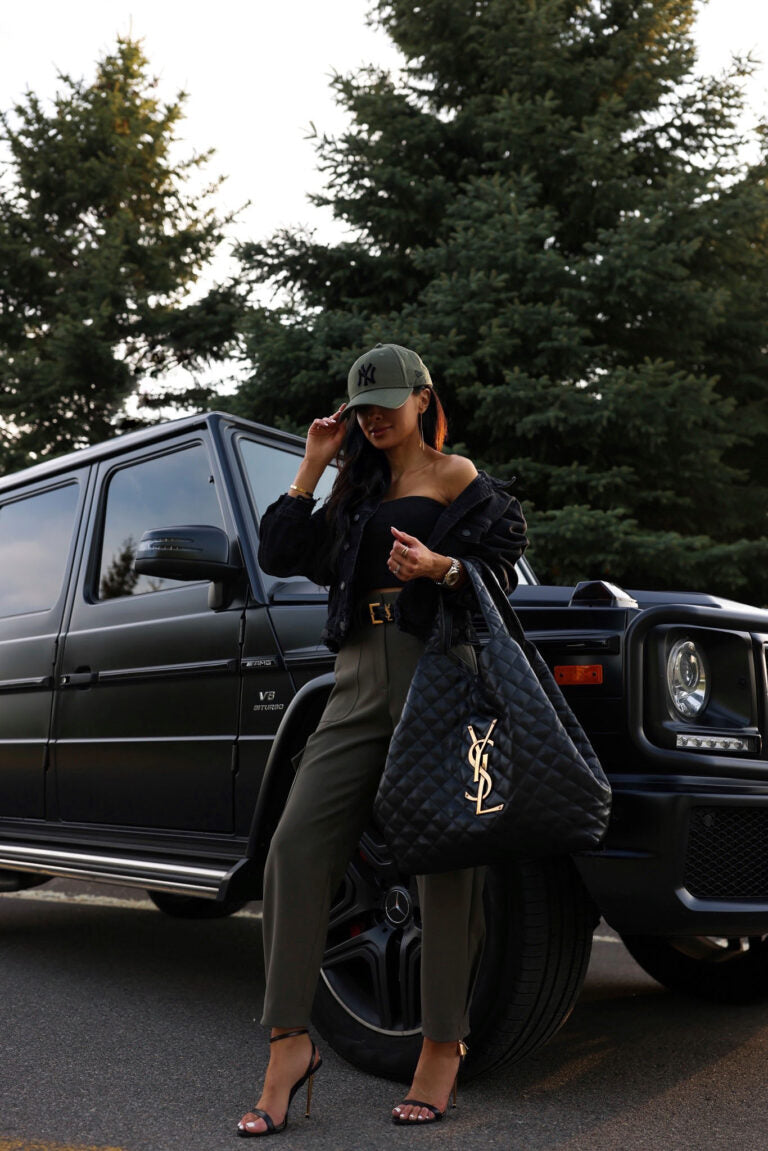 Saint Laurent Icare Maxi Shopping Bag in Quilted Lambskin - Black