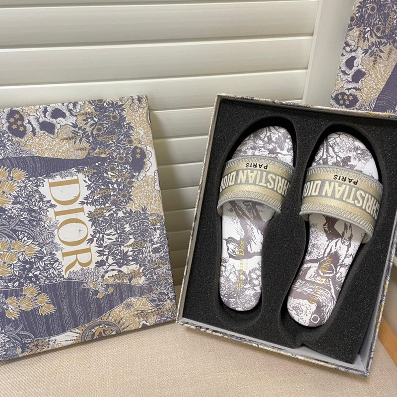 MDS3 Women's Slippers