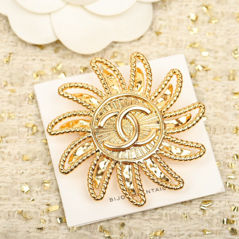 18K  Chanel Sunflower Brooch