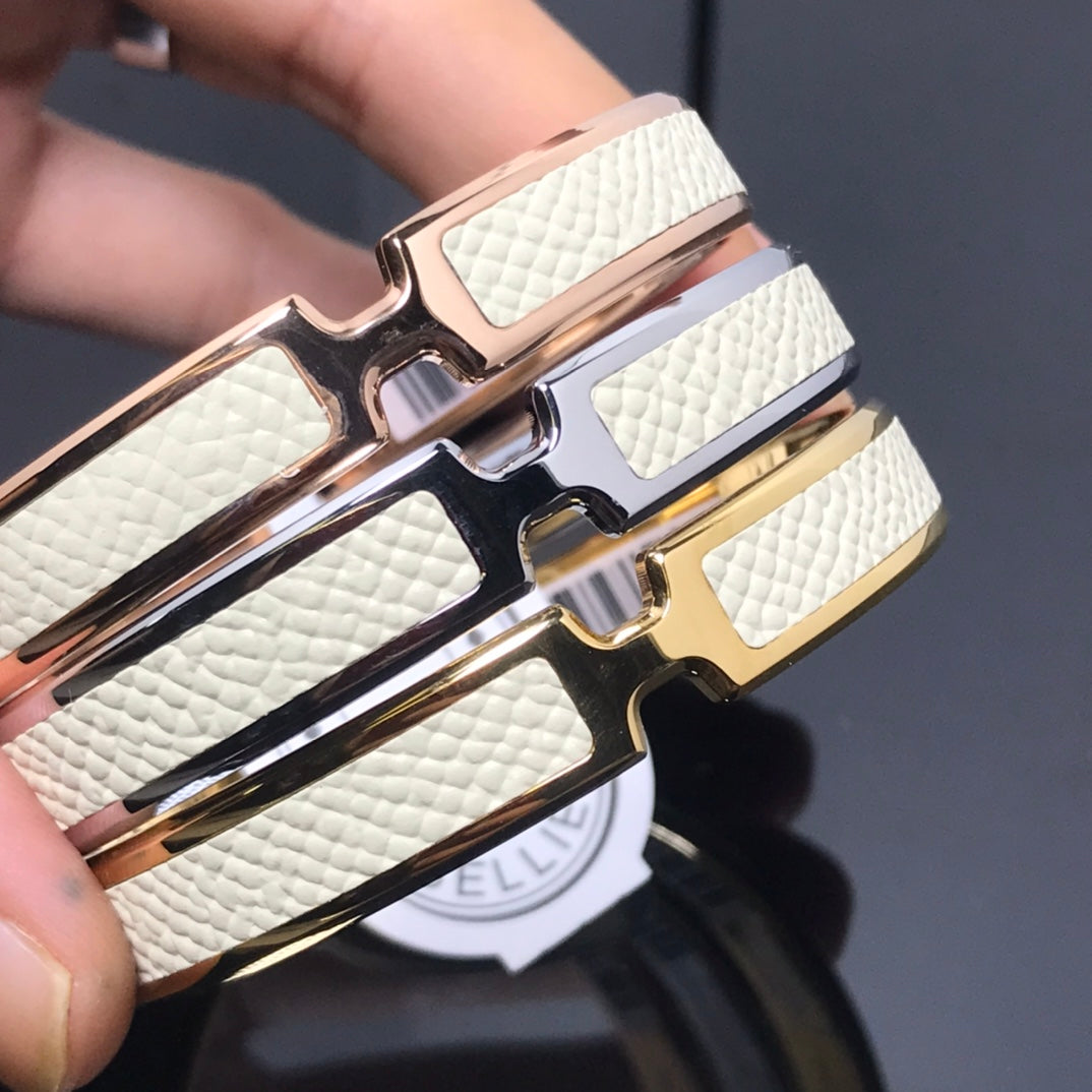 18K Olympe White Hermes Bracelet