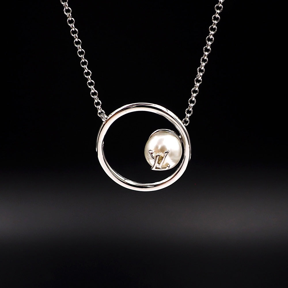 18K Louis Vuitton Eclipse Pearls Necklace